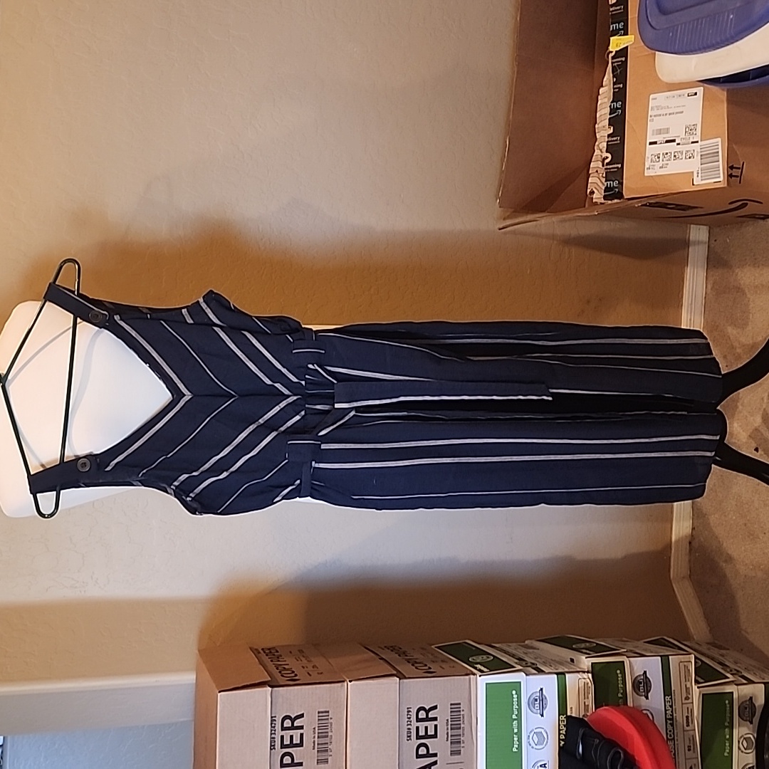 Universal Thread Capri Romper